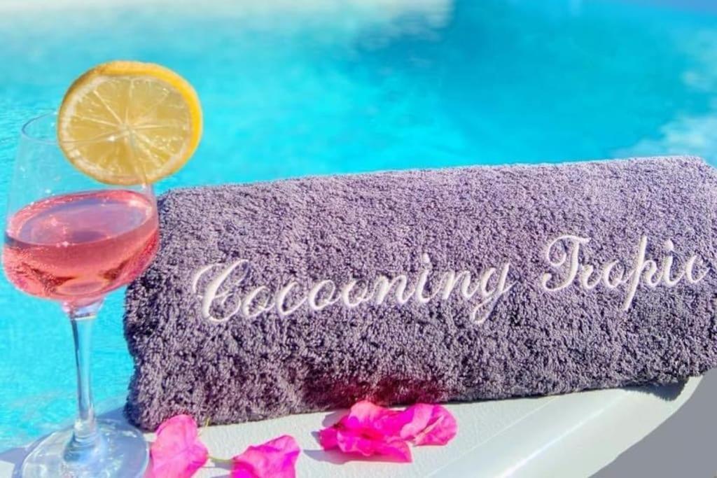Cocooning Tropic Studio Avec Jacuzzi Privatif Saint-Louis Exterior foto